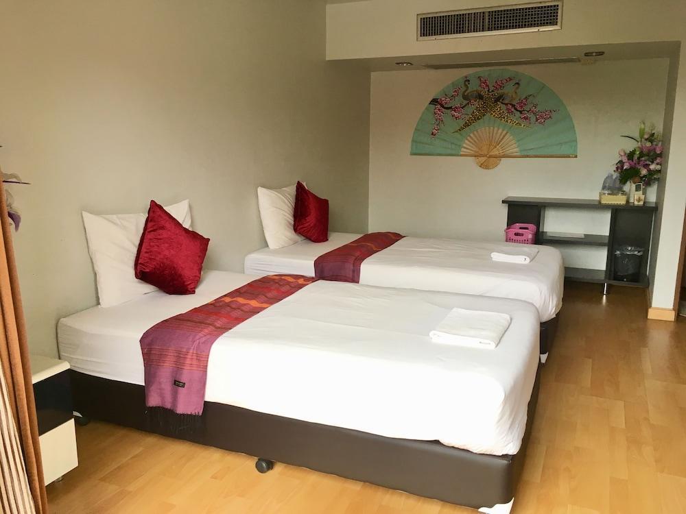 Miracle Boutique Chiangmai Hotel